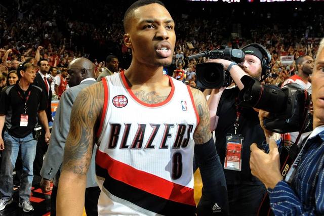 塔图姆22+9+7库里18分 凯尔特人大胜勇士40分