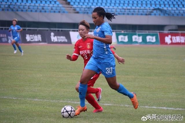 范弗里特38分火箭险胜雷霆 骑士终结绿军7连胜