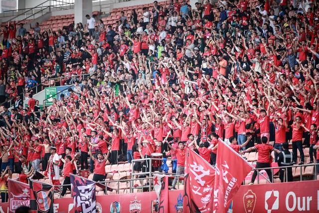 CBA罚单：黄荣奇停赛3场罚款15万 崔永熙罚2万